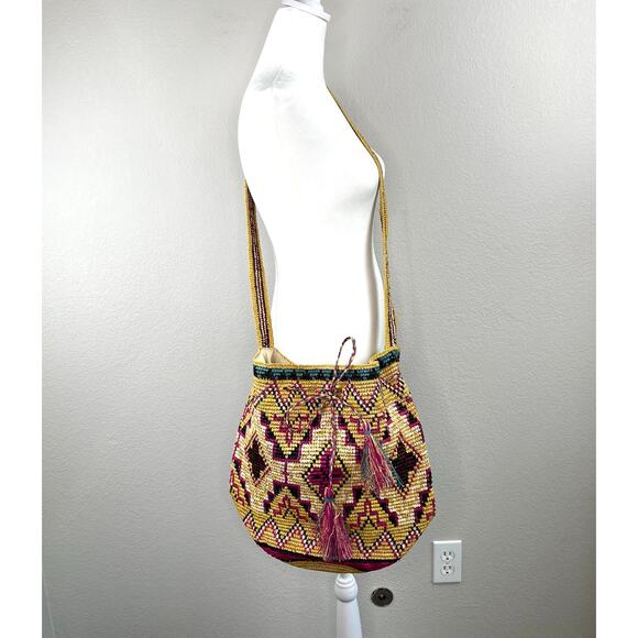Lovestitch Straw Santa Fe Raffia Tribal Tasseled Bucket Crossbody Tote Bag New - Picture 3 of 12